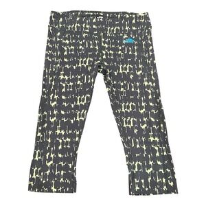 The North Face Capri Leggings Womens Large Athletic Sport Grey/ Green Pixels